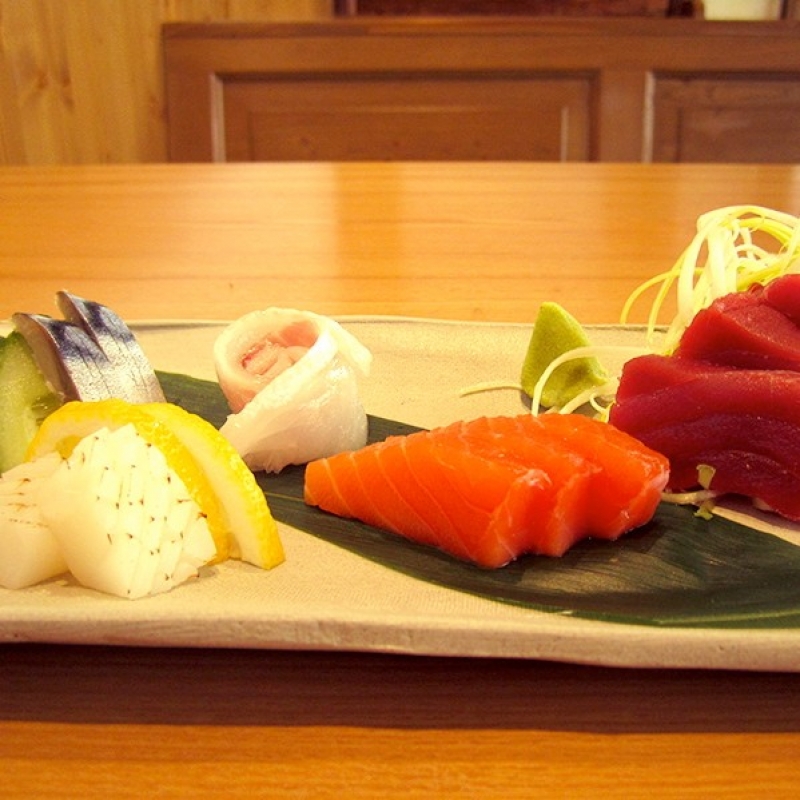 Japanische Sushi ( Nigiri, Maki und Sashimi ) - Japanisches Restaurant Kurose - Stuttgart- Bild 1