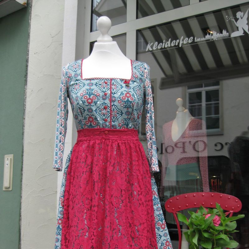 rick rack rattle dress von Blutgeschwister bei der Kleiderfee in Memmingen - Kleiderfee - Memmingen- Bild 1