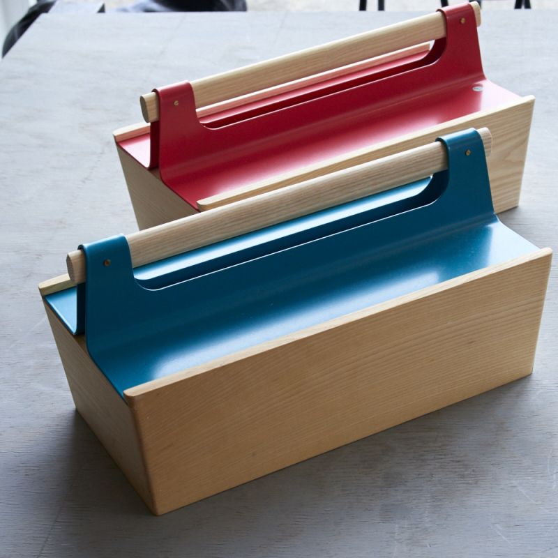 HARTO Werkzeugkasten aus Frankreich in den Farben blau, rot und weiß. Preis EURO 85,00 - LIEBLINGSSTÜCKE by Das Schauwerk - Stuttgart- Bild 2