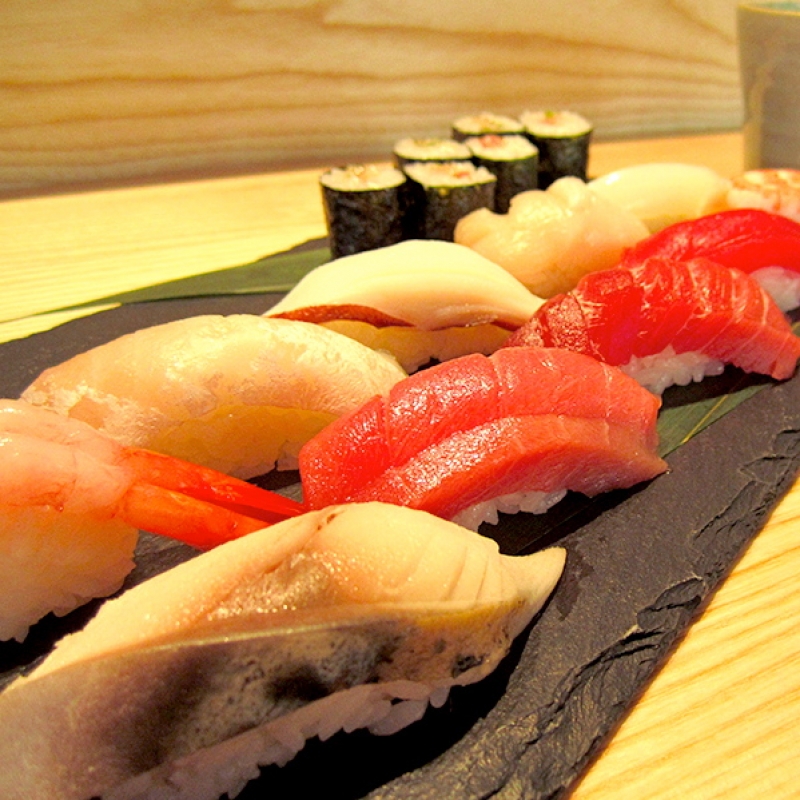 Japanische Sushi ( Nigiri, Maki und Sashimi ) - Japanisches Restaurant Kurose - Stuttgart- Bild 3