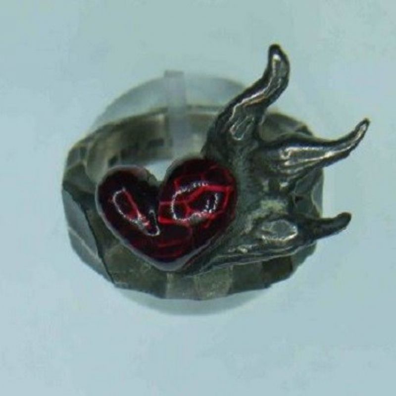 Drachenfels Schmuck - D IN 11 VG
Silber/Vintage Flammeninferno 
schmaler Ring 9 mm breit mit rotem Lack auf Herz - Juwelier Charming - Schwetzingen- Bild 1