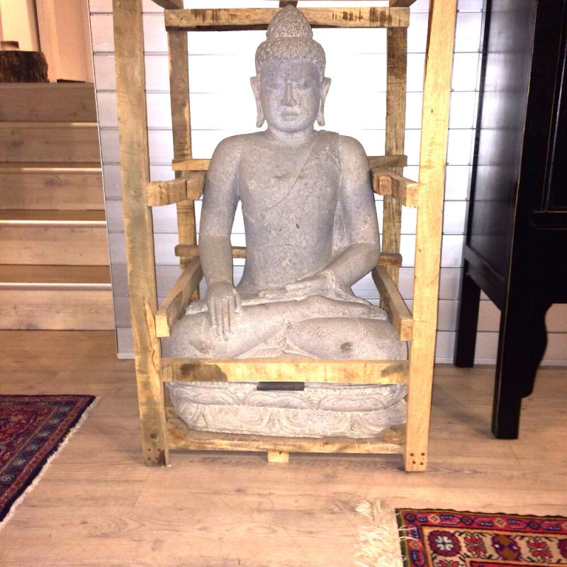 Buddha aus schwarzem lavastein - Living asia Wohnimpressionen aus Fernost - Ulm- Bild 2
