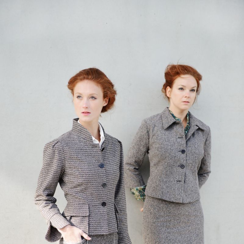 Manchester + Moneypenny

Kostüme aus Baumwolle - Marion Muck - Mode Made in Germany - Köln- Bild 1