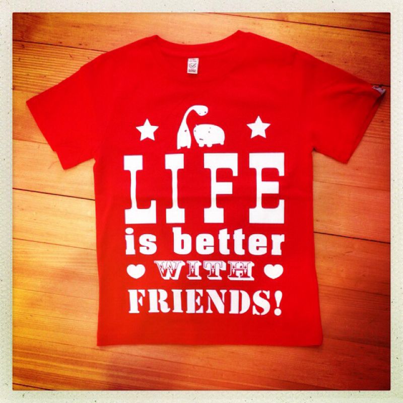 Life is better with friends! Kidsshirts für 24€ in verschiedenen Farben und Größen. - gagamu Shop - Stuttgart- Bild 1