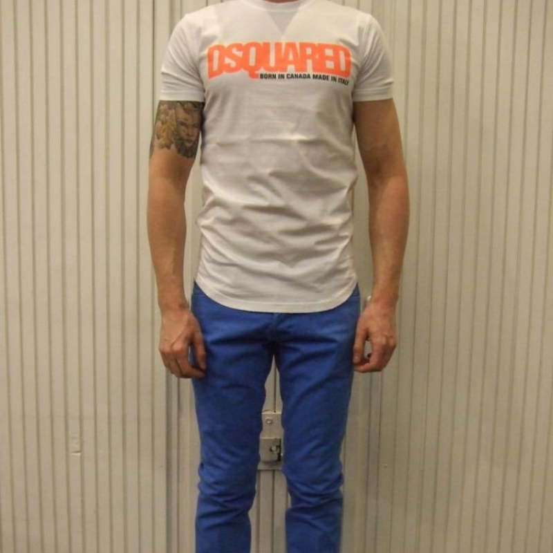 Dsquared²
T-Shirt - € 119,- D2H4010 (cotton, white, orange)
Jeans - € 239,- D2H4018 (slim fit, cotton, sky)  - città di bologna - Köln- Bild 1