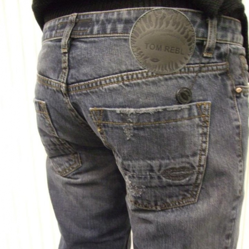 Tom Rebl- shocking radiance
Jeans € 359,- DEB4017 (cotton, washed blue) - città di bologna - Köln- Bild 1