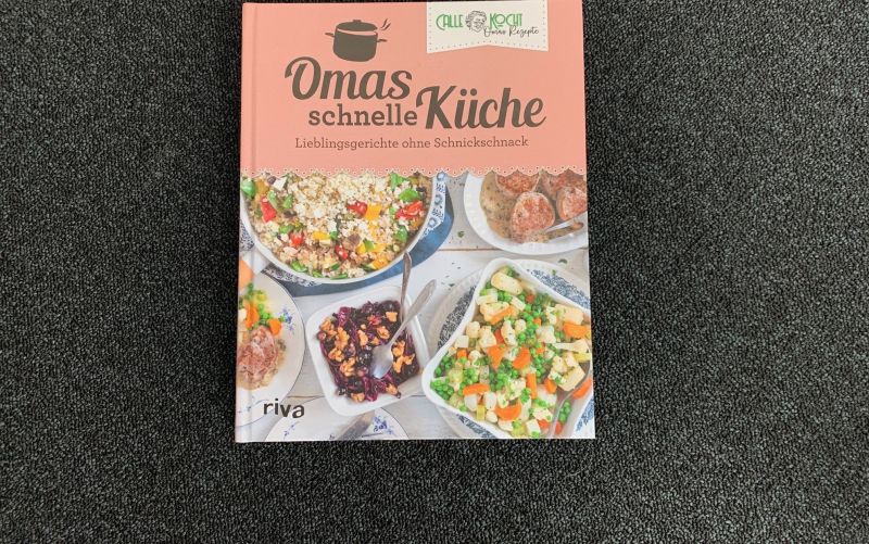  - (c) Omas schnelle Küche / Calle kocht / RIVA Verlag