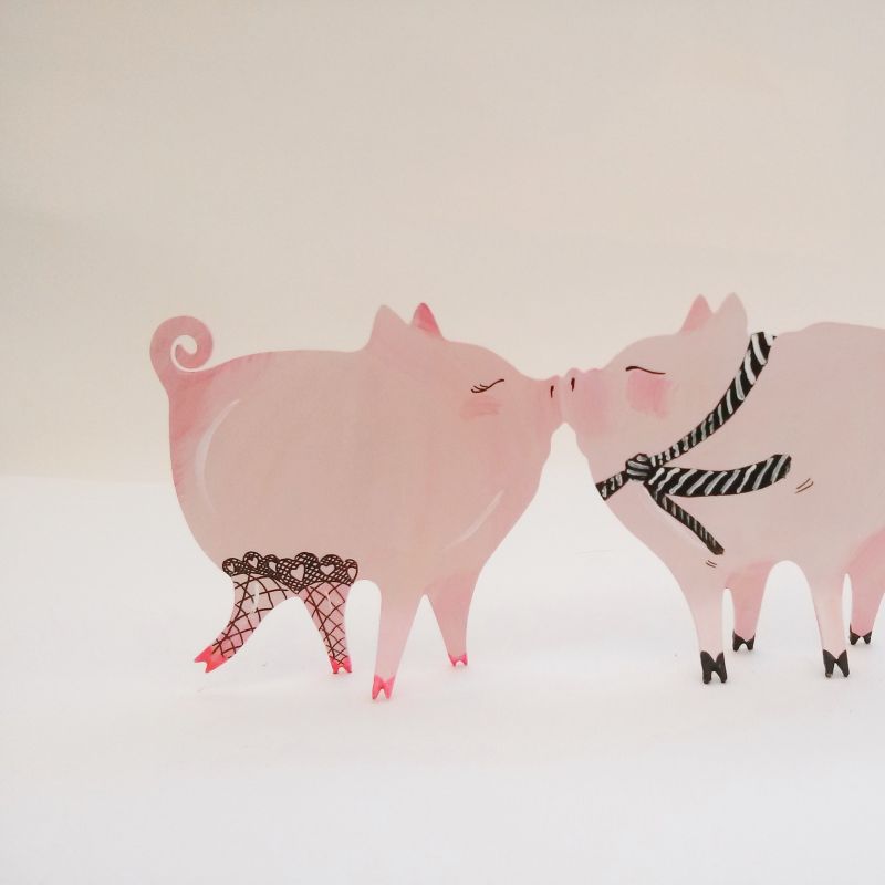 Wahres Glück! Küssende Glücksschweinchen,
 Arylbemalung auf Stahlblech von sim1 - Sim1 Atelier - Stuttgart- Bild 5