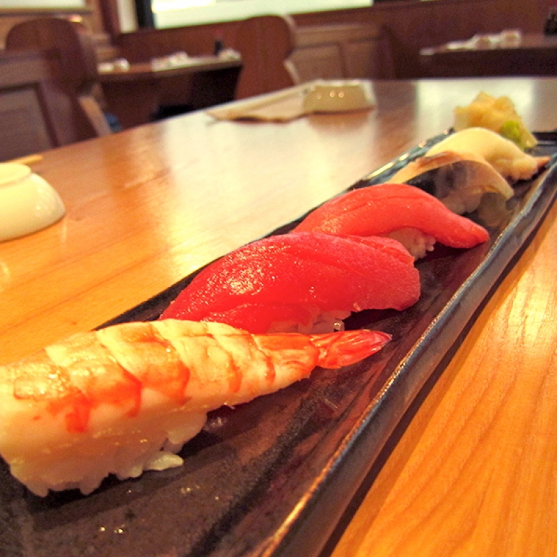Japanische Sushi ( Nigiri, Maki und Sashimi ) - Japanisches Restaurant Kurose - Stuttgart- Bild 2