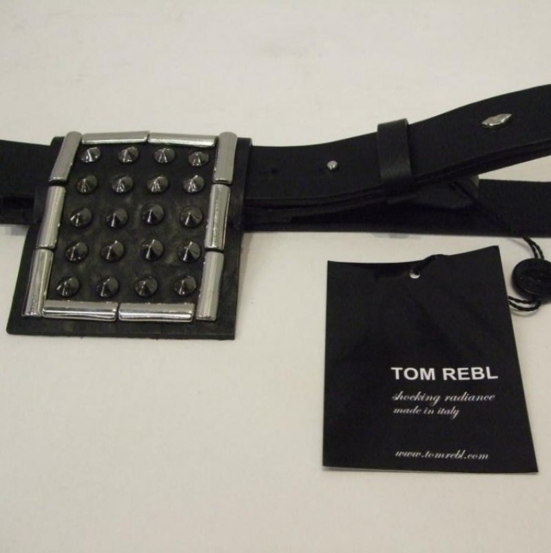 Tom Rebl- shocking radiance
Belt € 229,- DEB4003 (leather, metal) - città di bologna - Köln- Bild 1