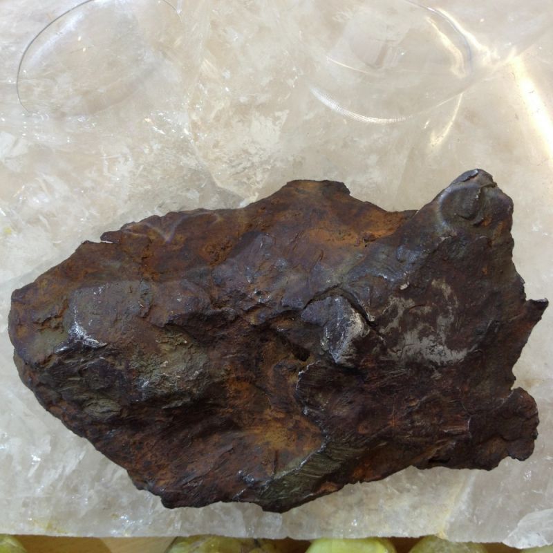 Eisenmeteorit aus dem Impakt von 1947 Sikhote Alin, 1,2kg schwer, entstammt dem Asteoridengürtel - Steinkreis Mineralien & Gesundheit - Stuttgart- Bild 1