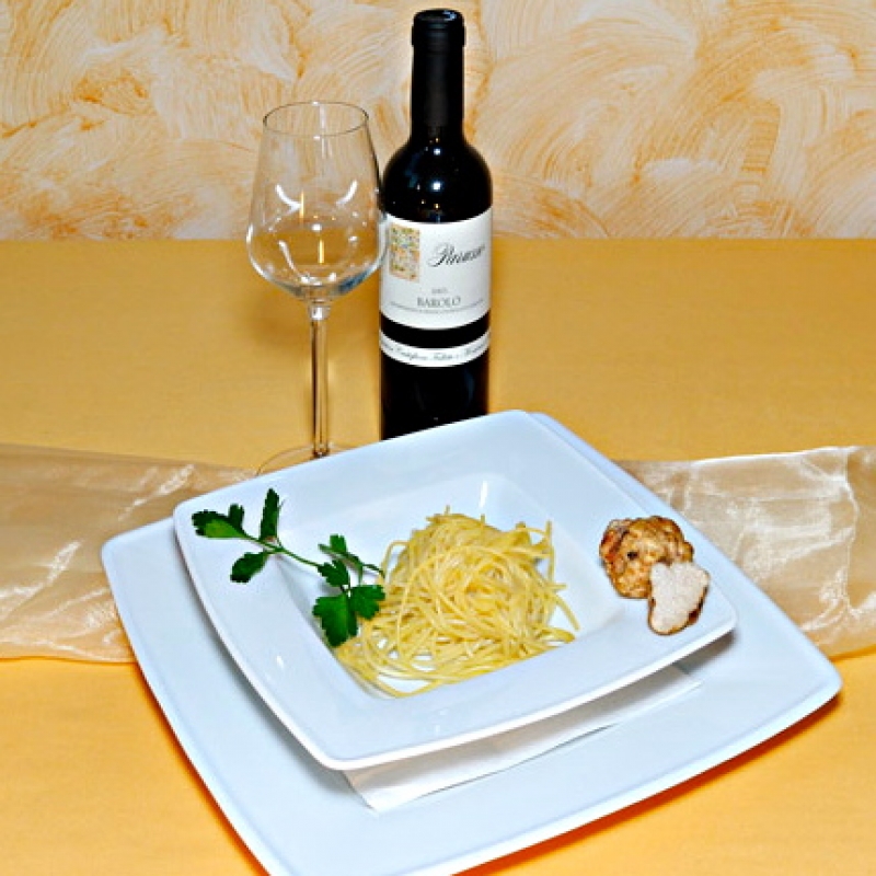 Seit 2004 bietet Inhaber und Chefkoch Giovanni Verga feine italienische Küche. - Trattoria Da Giovanni - Karlsruhe- Bild 1