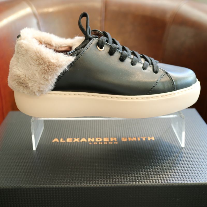 Alexander Smith Damen Sneaker
Outdoor Classics Speyer - Outdoor Classics - Speyer- Bild 1