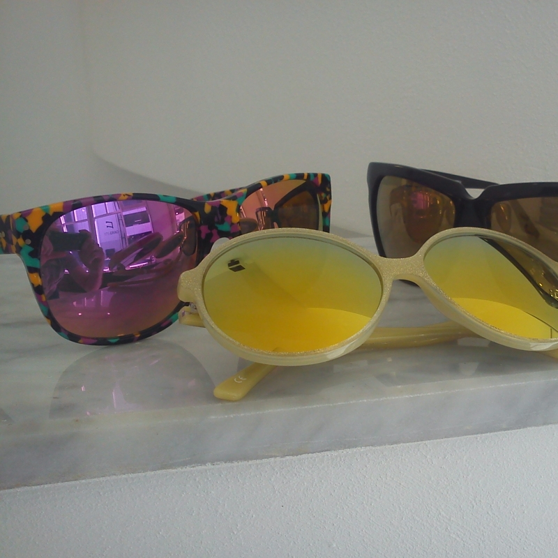 Andy Wolf. Handmade in Austria.
Die gesamte Sonnebrillenkollektin ist streng limitiert.
Auch die Korrektionsbrillen bestechen durch Ihre große Farbvielfalt - 175 Grad - Stuttgart