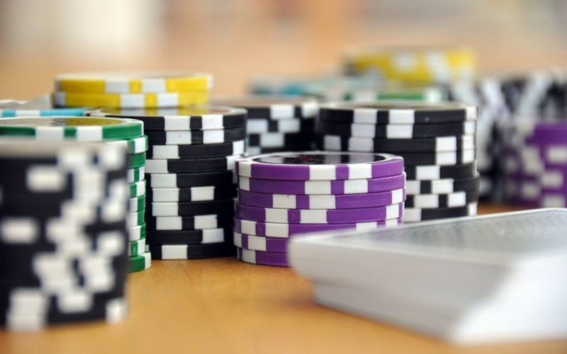 https://pixabay.com/de/spielen-kartenspiel-poker-593207/