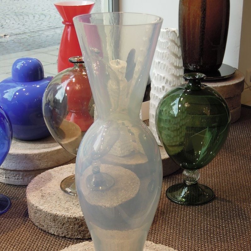 Evanescenze, Vase von Seguso Vetri d´arte, opalines, mundgeblasenes Glas aus Murano. Höhe 45 cm. Preis: € 599,00 - Marcolis Supreme Italian Products - Stuttgart