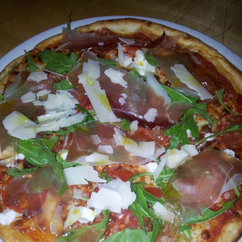 Ab sofort gibt es bei uns frische 
 GLUTEN  FREI  PIZZA - Parisi Ristorante - Pizzeria - Bar - Augsburg