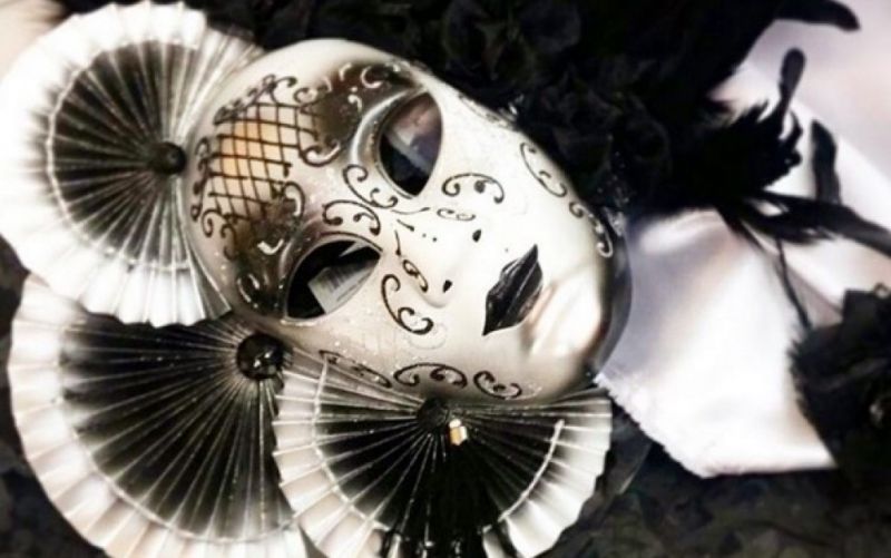 Foto 4 von Pierro's Karnevalsmasken in Mayen