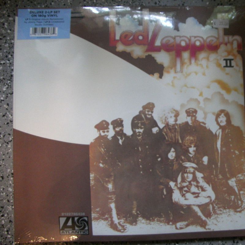 LED ZEPPELIN die II
Auf 180g Vinyl.
DELUXE 2-LP Set
Bei Pit´s Record Store   in Augsburg - Pit's Record Store - Augsburg