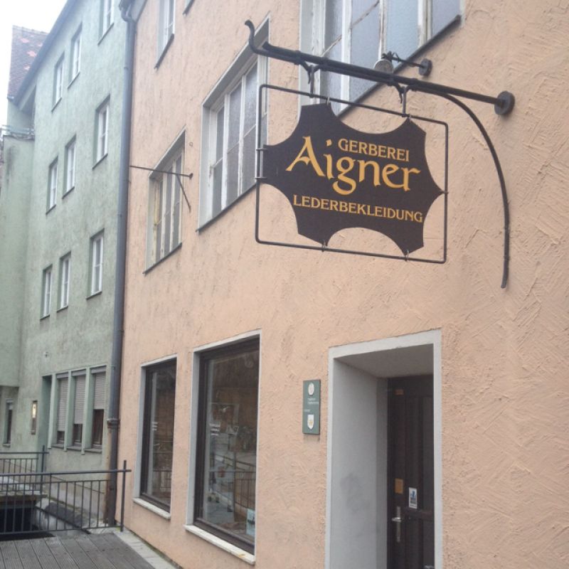 Photo von Aigner   Der Hirschlederer in Augsburg