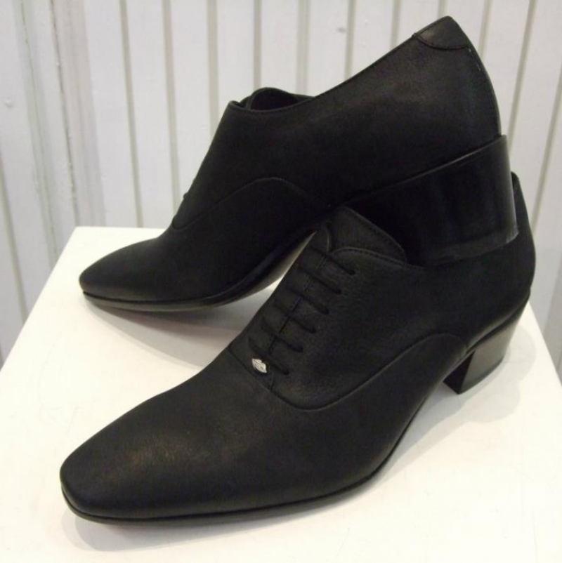Tom Rebl

Schuhe - 429,00 € (leather, black) - città di bologna - Köln