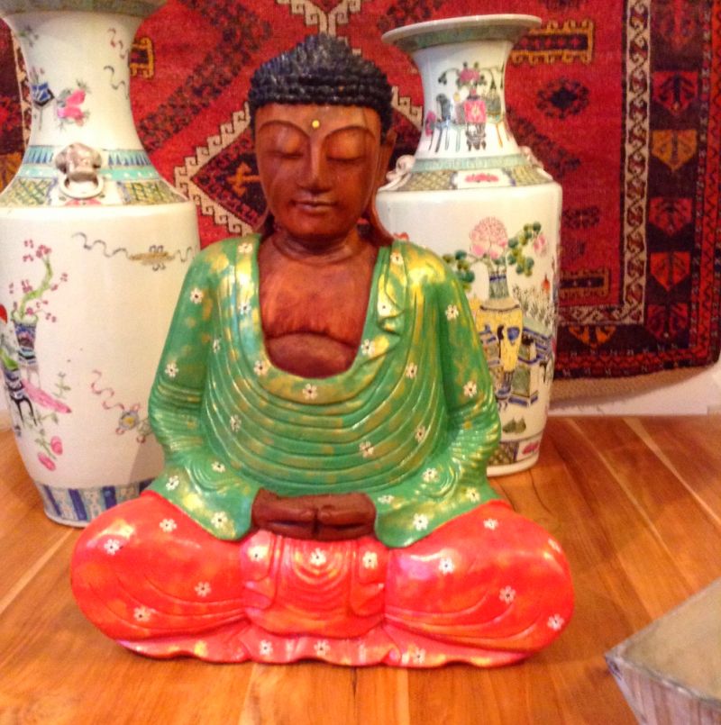 Buddha aus Holz - Living asia Wohnimpressionen aus Fernost - Ulm