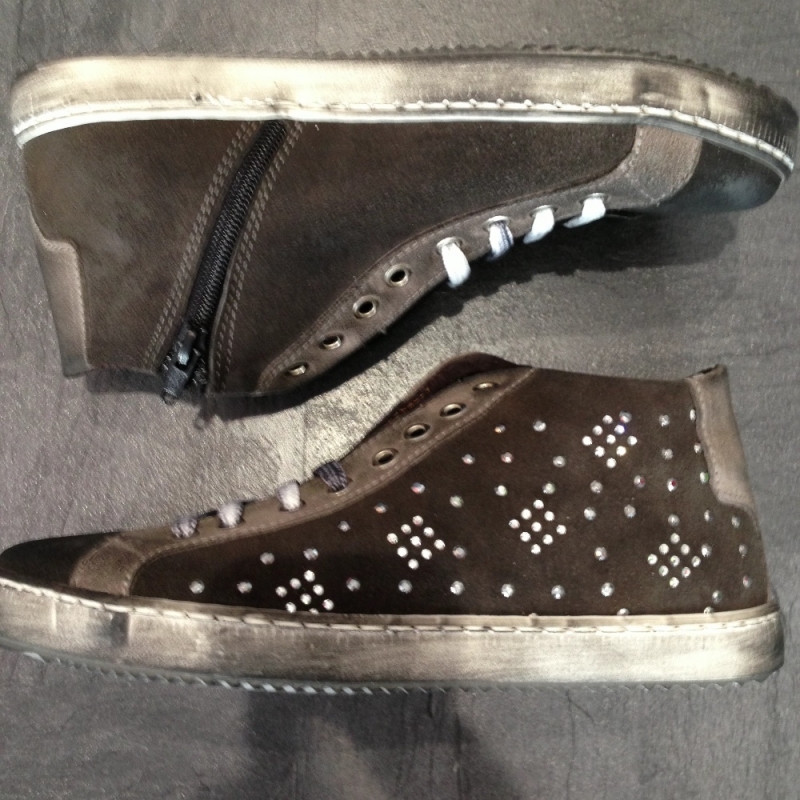 Sneaker von ONCE, schwarz/grau - PASSIONE MODA - FASHION, LIFESTYLE & MORE - Fellbach