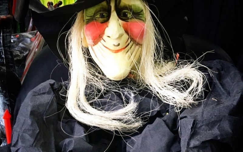 Foto 12 von Pierro's Halloweenkostüme in Mayen