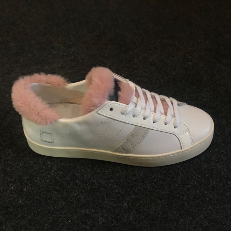 DATE Sneaker Hill Low Fur White Pink, verfügbar in den Größen 37 und 38 - Frau Schuh an der Kreuzkirche - Münster