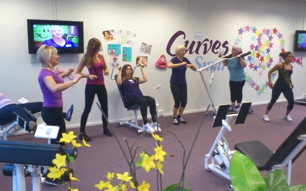 Foto 3 von Curves Fitness für Frauen in Oberursel