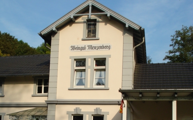 Foto 1 von Weingut Menzenberg in Bad Honnef