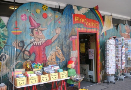 Photo von Pinocchio in Homburg