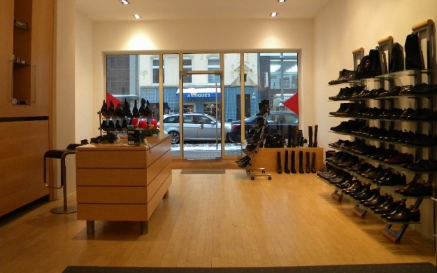 Foto 6 von NIOVA Schuhe in Köln